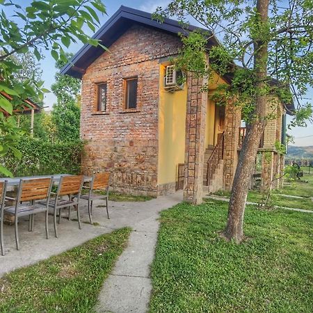 Danube Fairy Villa Futog Exterior photo